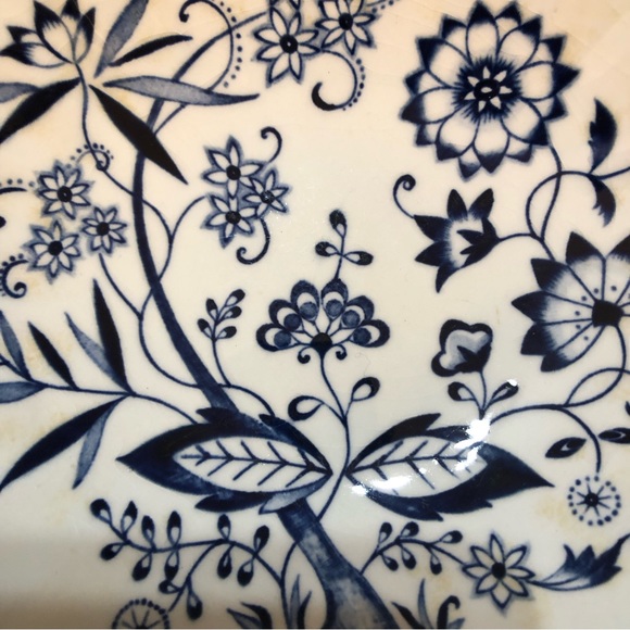 2 Blue Onion Bowls Vintage, 5.5” - Picture 6 of 7